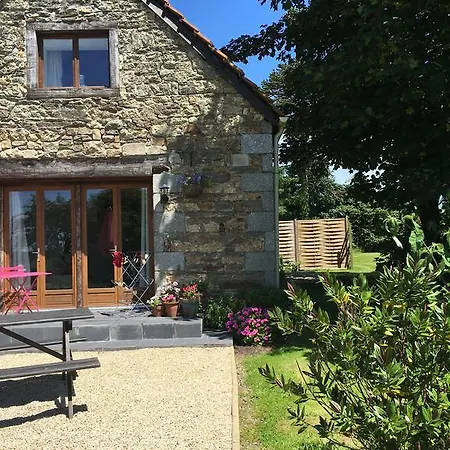 Gites Du Manoir Runan Exterior foto